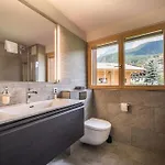 Breithorn Apartment, Eiger North Face View Apartment *